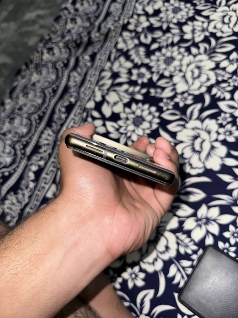 Google Pixel 6 0