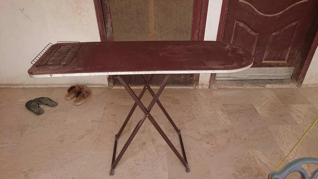 iron stand 0