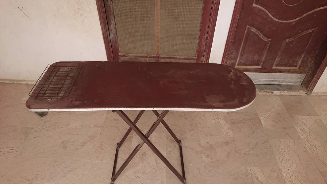 iron stand 1
