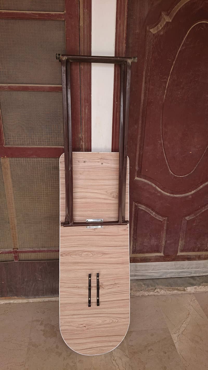 iron stand 4