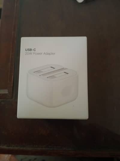 Apple adaptor