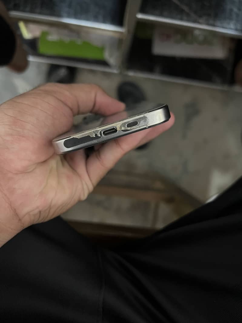 Iphone 15 pro 5
