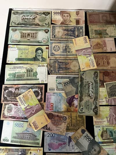 International Vintage  200 notes in 60000 for sale