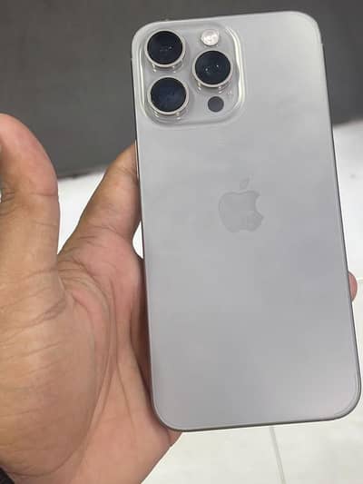 Apple iPhone 15 Pro Max