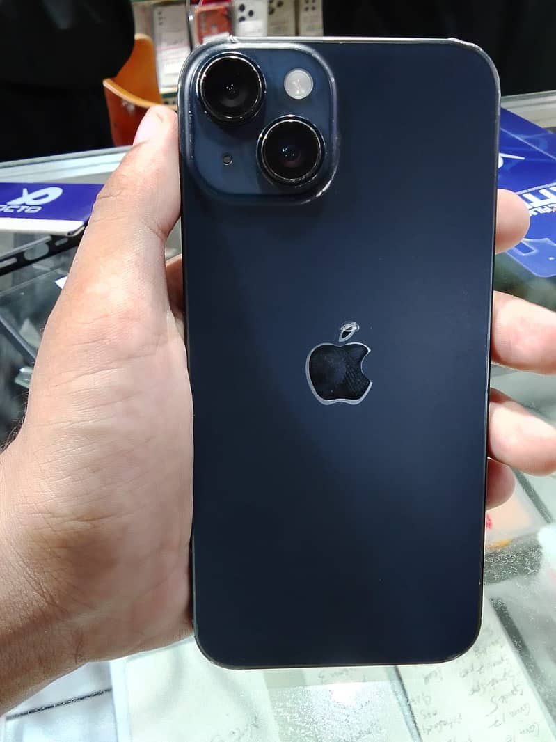 Apple iPhone 14 3