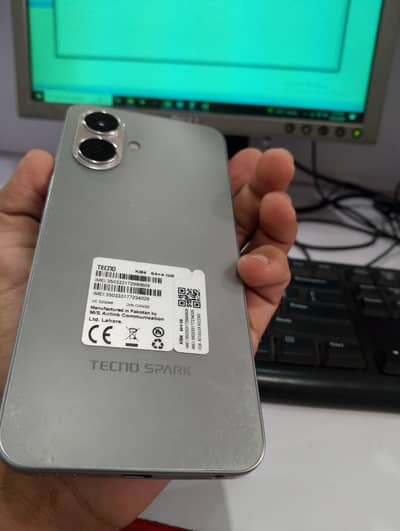 Tecno Spark Go 2