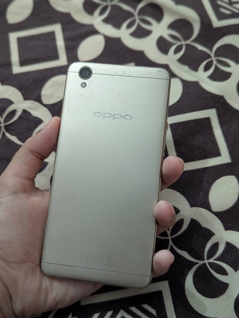 OPPO A37 4