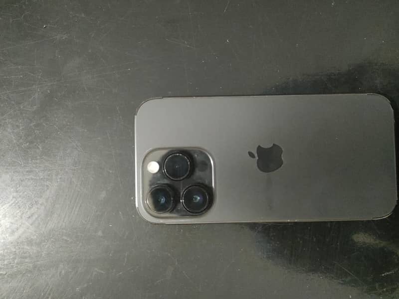 Apple iPhone 14 Pro 0