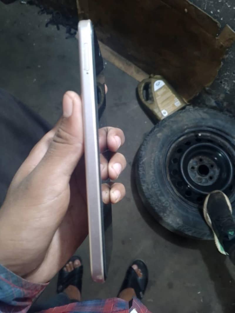 OPPO A6 4