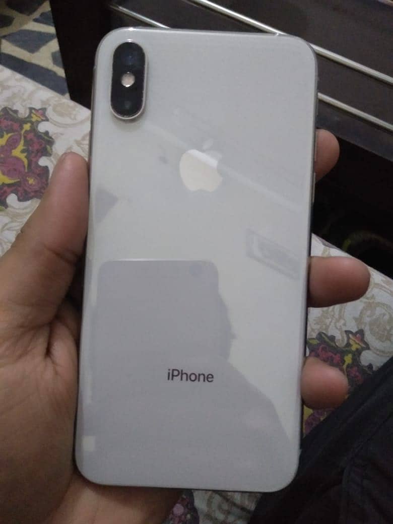 Apple iPhone XS 1