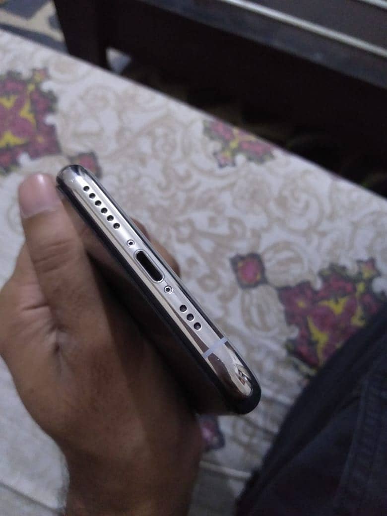 Apple iPhone XS 2