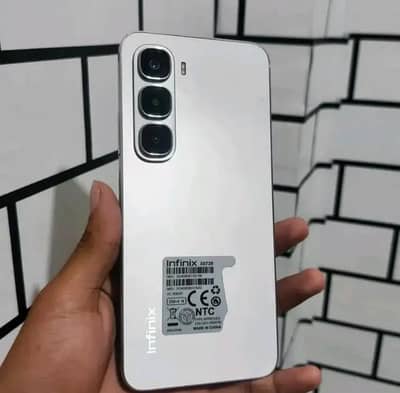Infinix Hot 60i 6/128GB