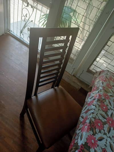 Dinning Table and 4 chairs