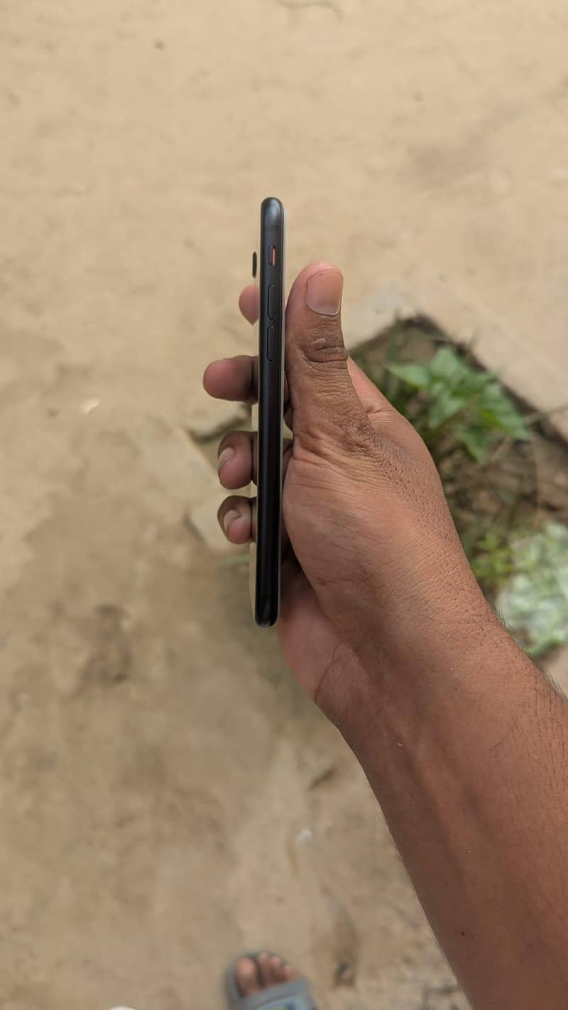 Apple iPhone SE 4