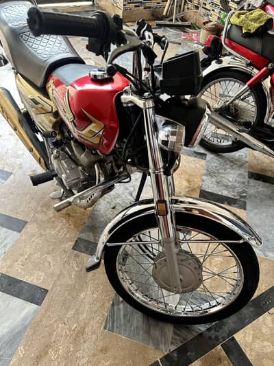 honda 125 self start gold edition 2026