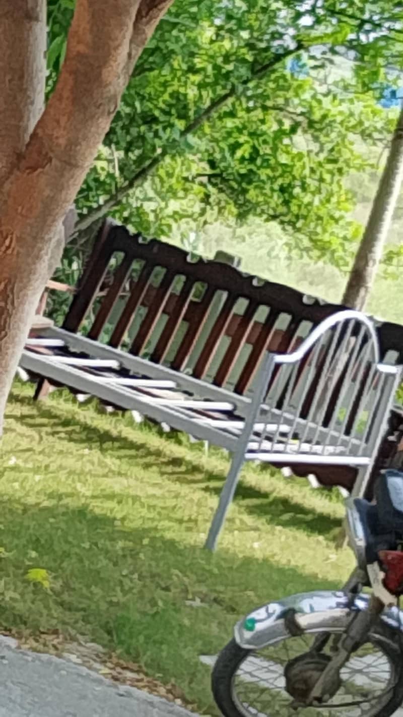 2 beds pair or sofa set 2