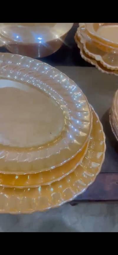 Goldern France plates