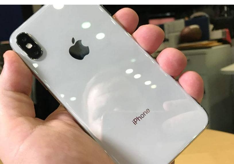 Apple iPhone X 0