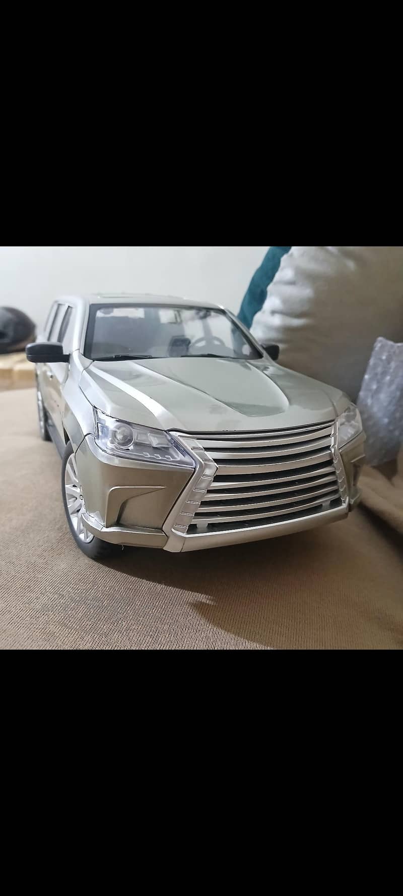 RC lexus 1