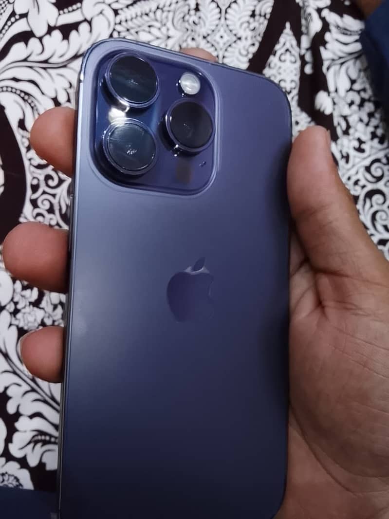 Apple iPhone 14 Pro 3