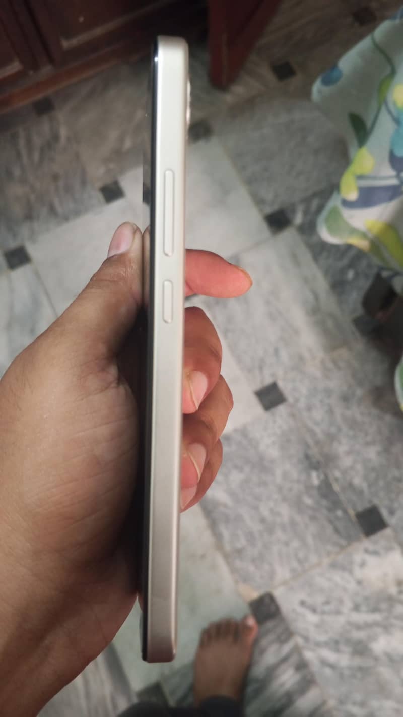 Realme16 1