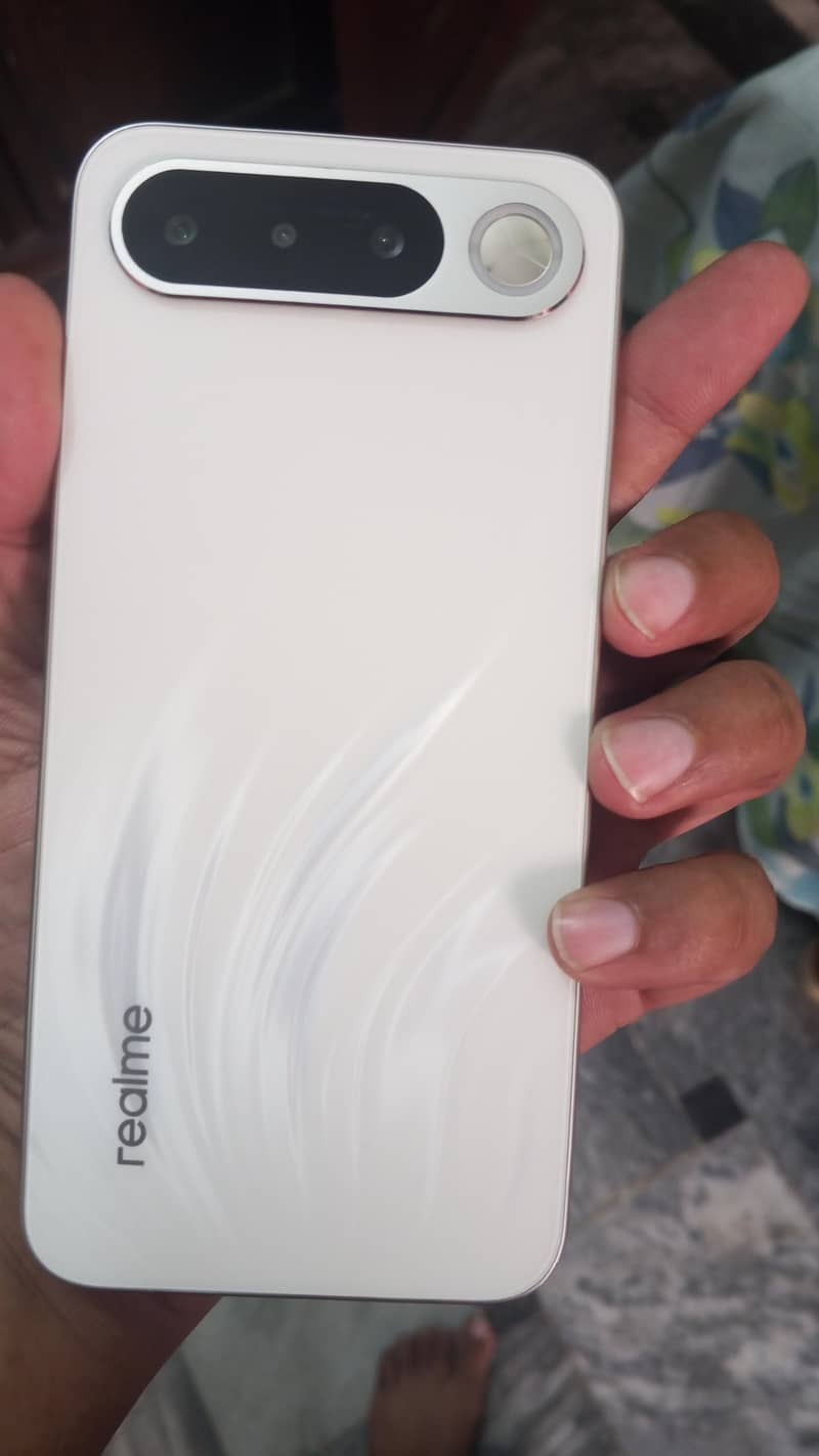 Realme16 2