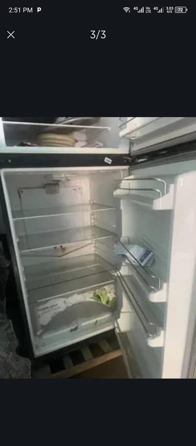 Dawlance ki fridge hai all ok hai contact 03204124032  call wp