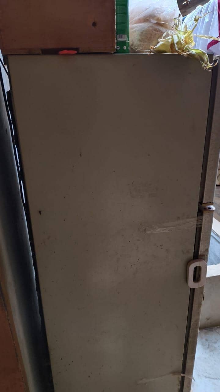 used fridge urgent sell 2