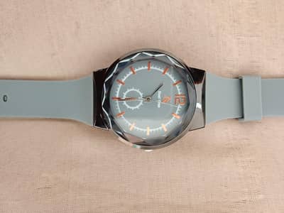 Stylish Grey Silicone Straps Watch