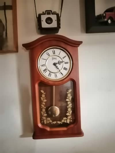 Wall clock Wooden Pendulum England ***Fixed Price***