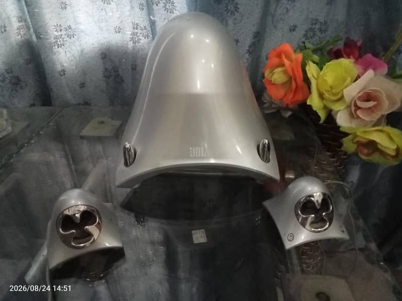 JBL Creature 2 0