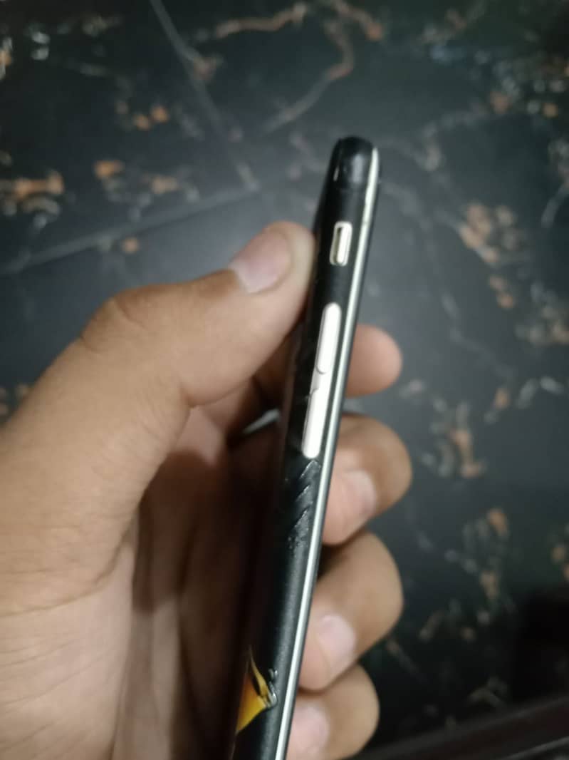 Apple iPhone 7 6