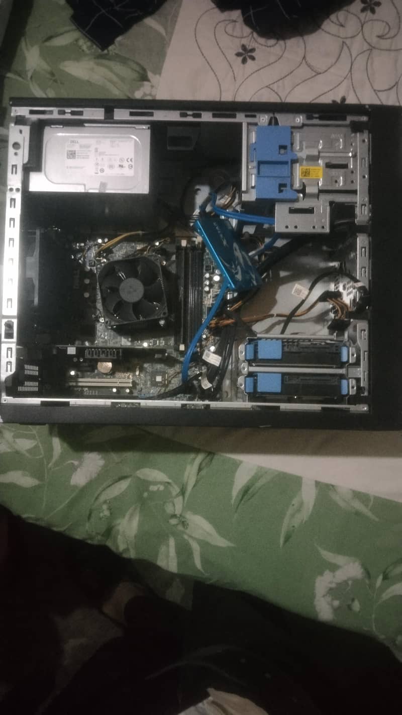 Full Computer withl Xeon Processor 1