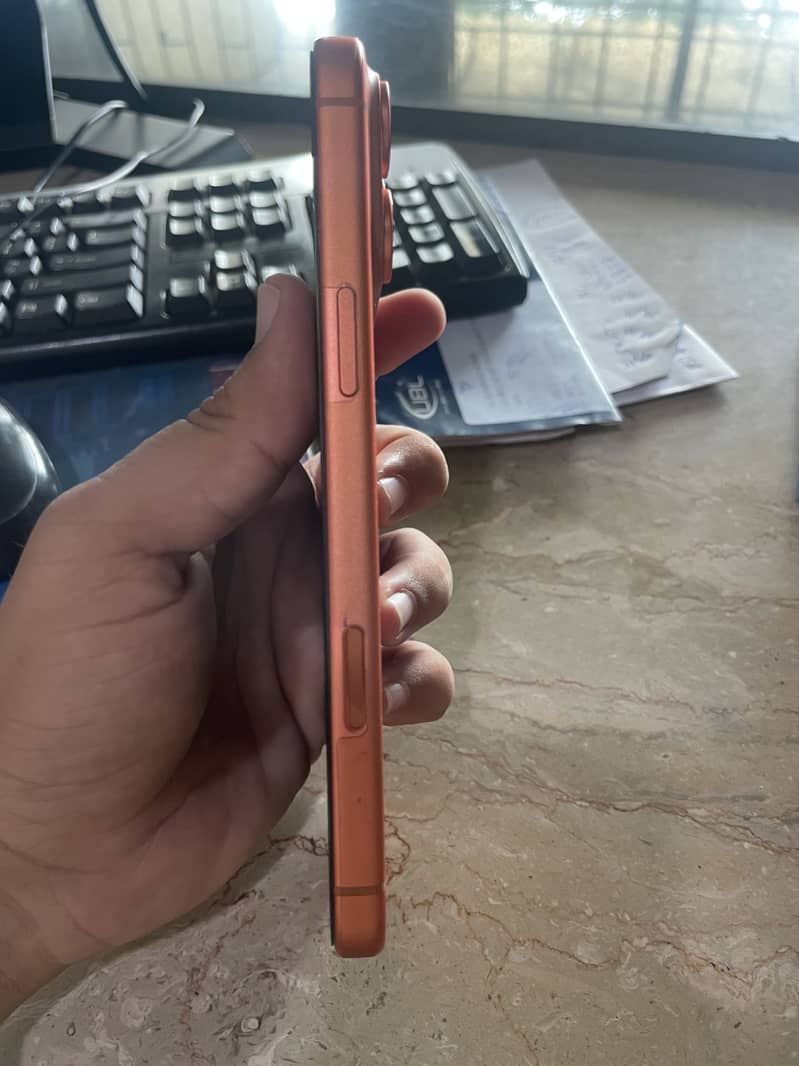 Apple iPhone 17 Pro Max 1