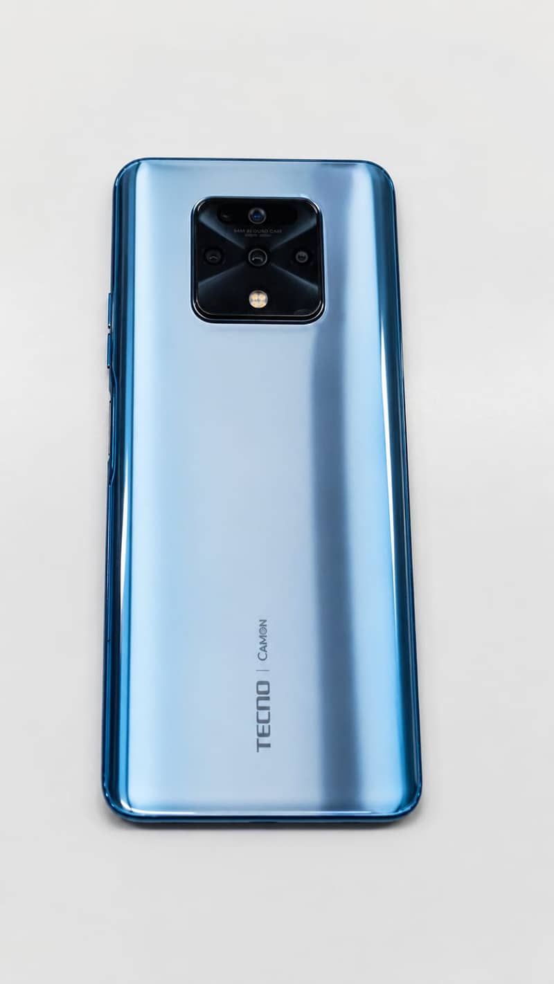 Tecno CAMON 16 Premier 0