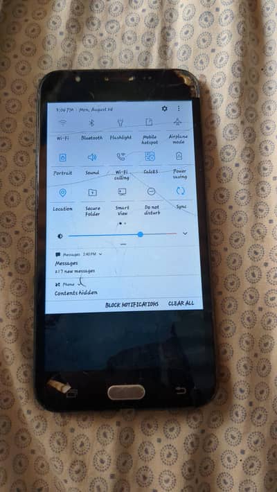 Samsung Mobile J7 V