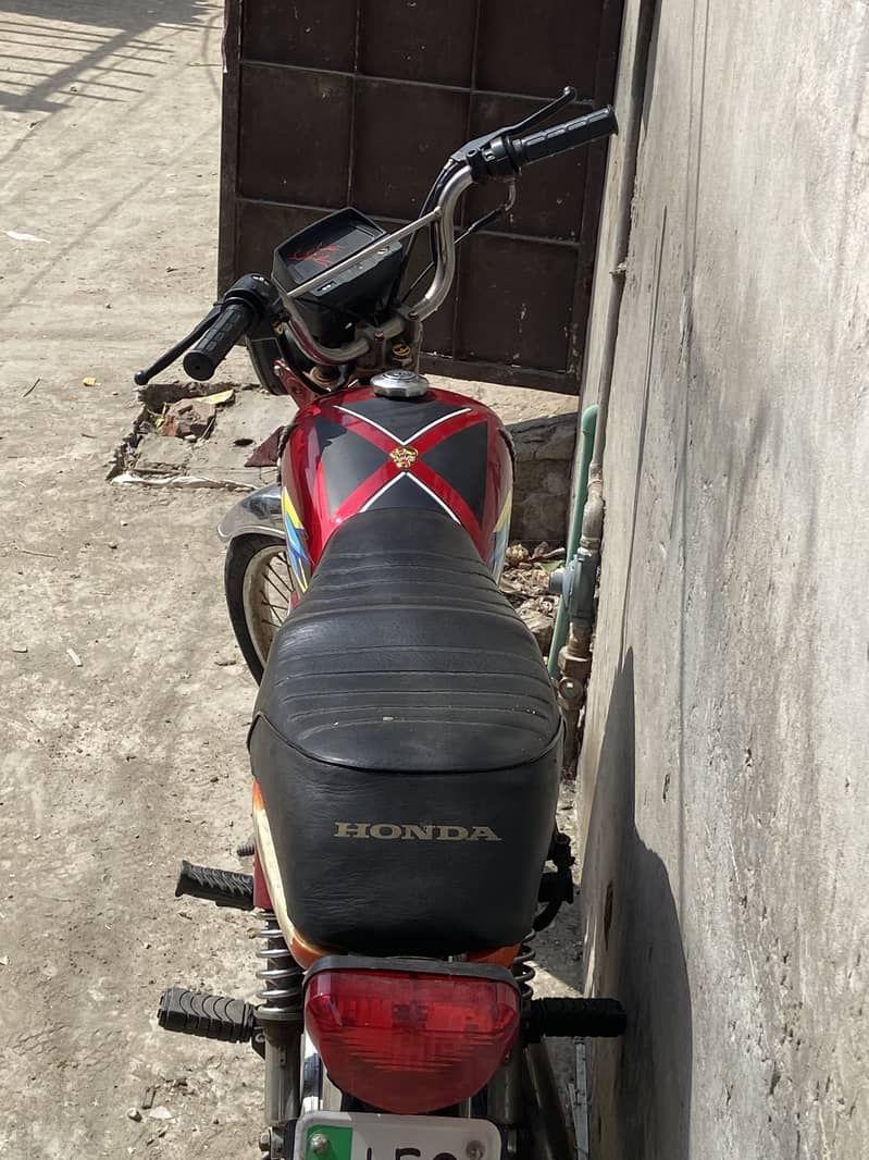 DHOOM 2012 70cc 1