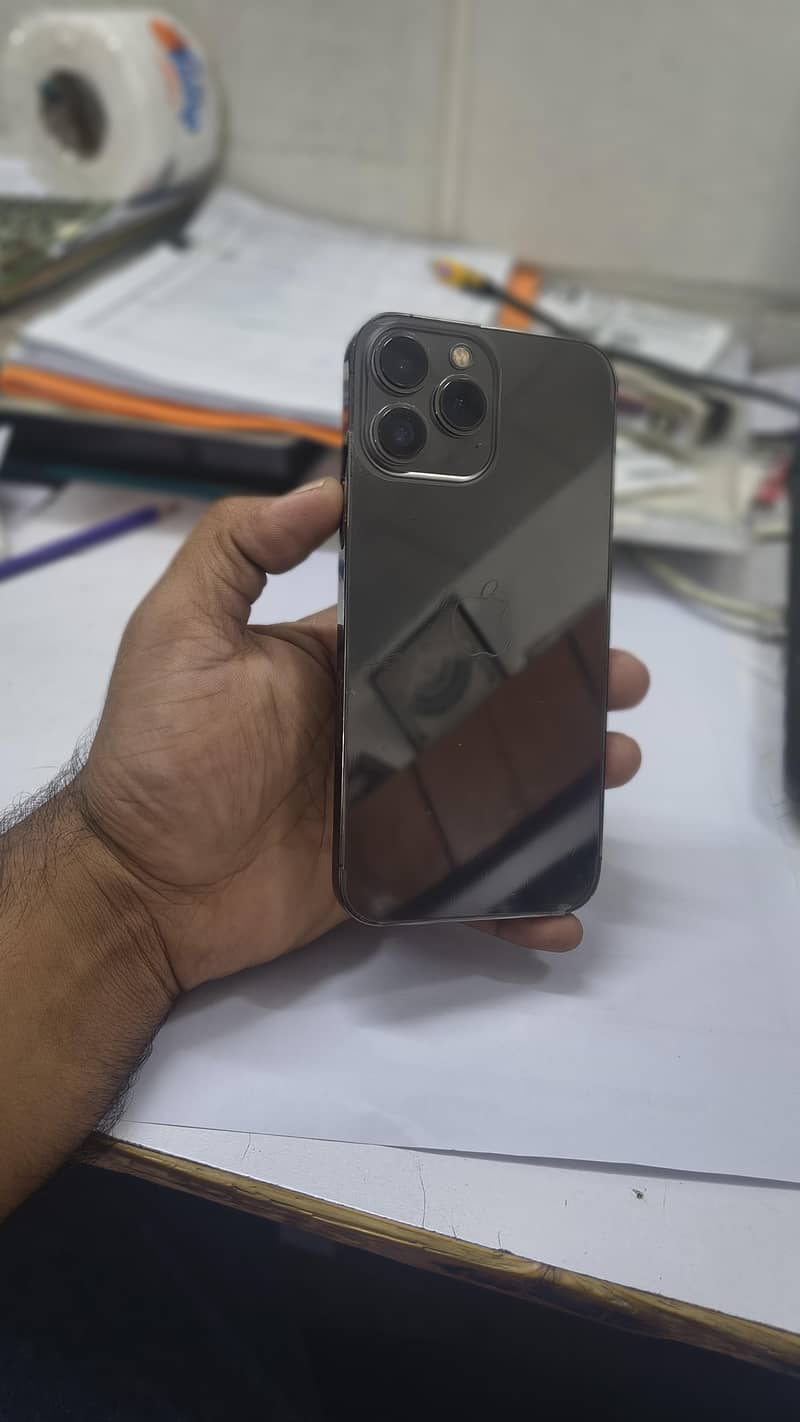 Apple iPhone 13 Pro Max (Mint Condition) 0