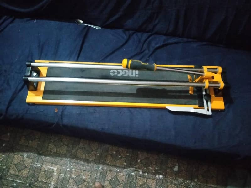 tile cutter 2