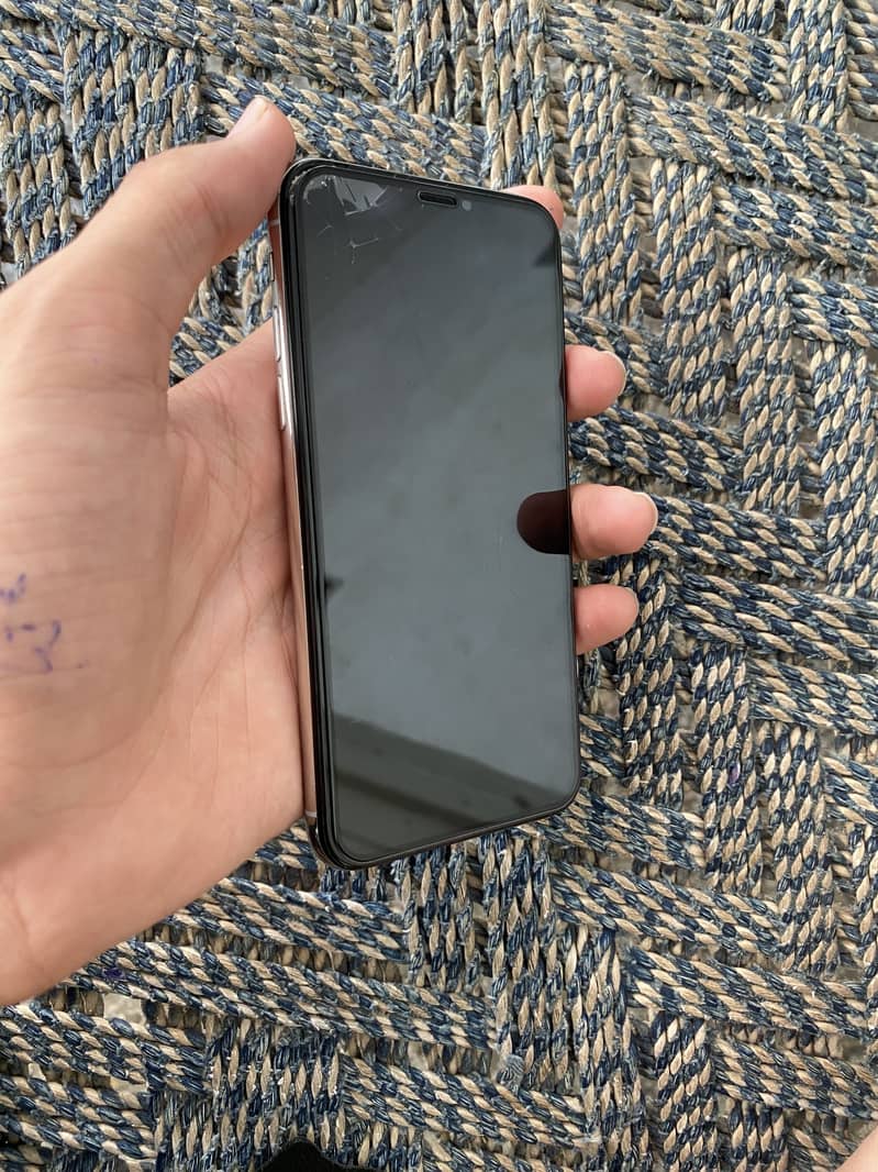 Apple iPhone X 1