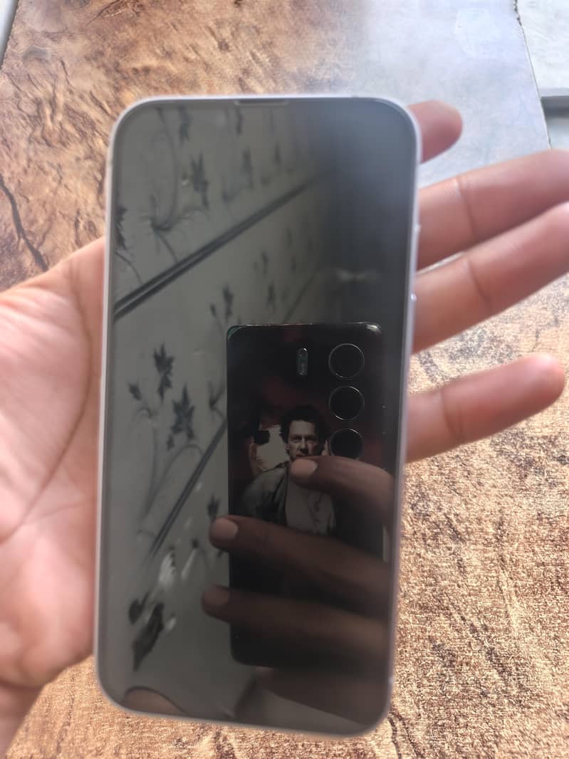 Apple iPhone 14 1