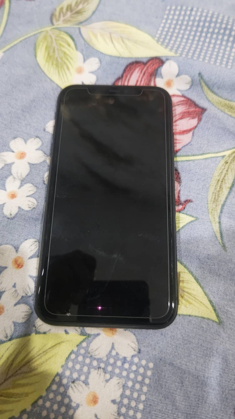 Apple iPhone 11 3