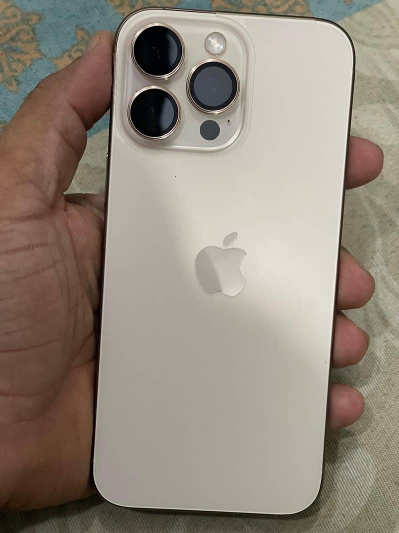 iphone 16pro max 6