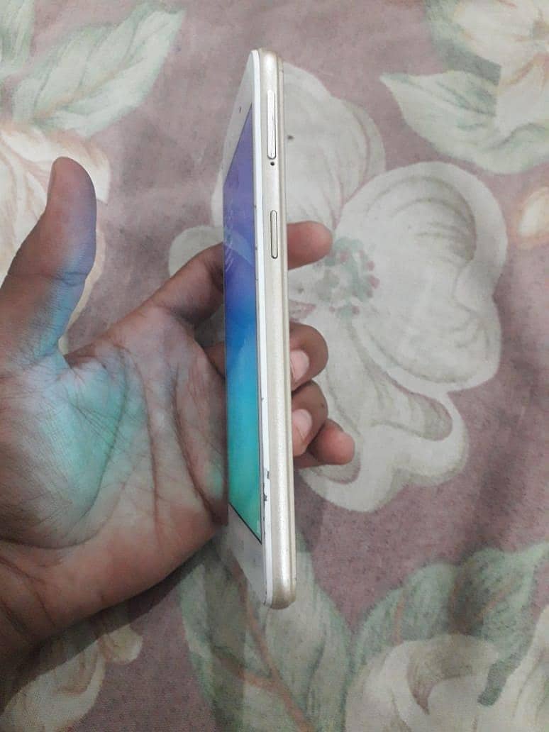 OPPO A37 6