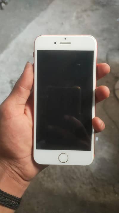 Apple iPhone 7
