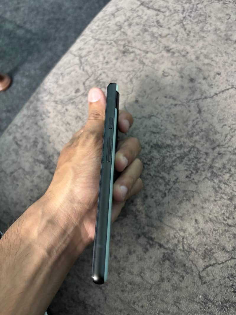 Google Pixel 6a 3