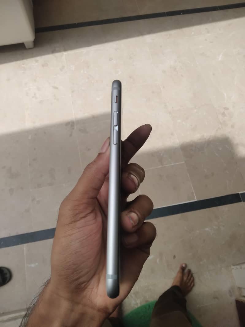 Apple iPhone 6S 3