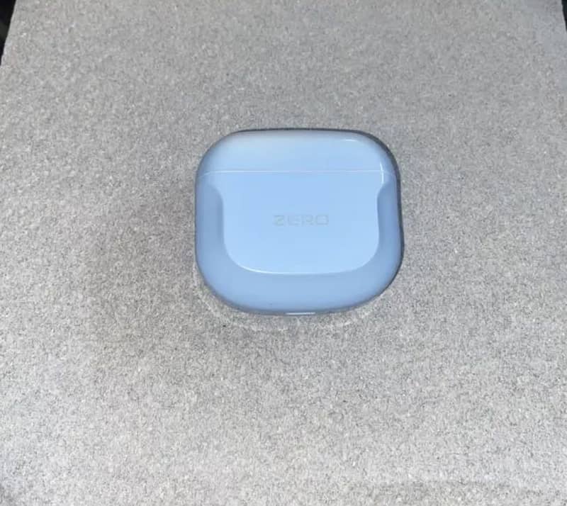Zero Quantum earbuds . 0