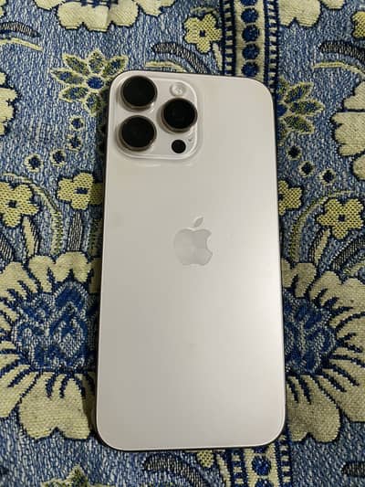 Apple iPhone 16 Pro Max