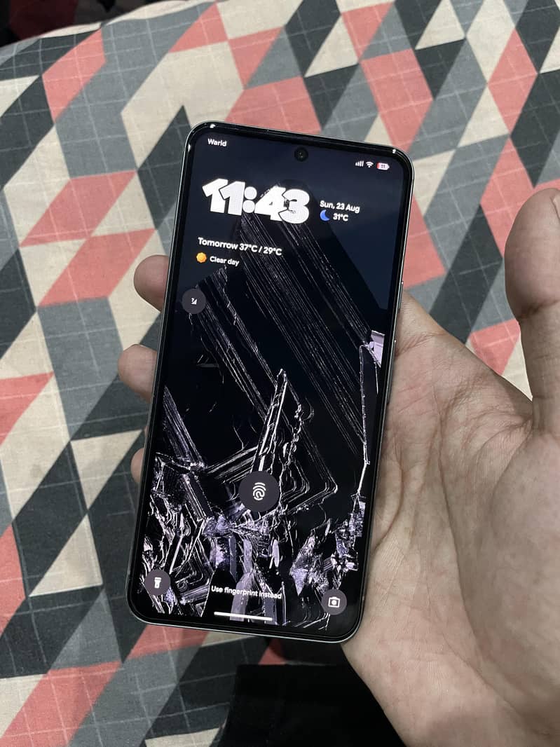 Google Pixel 8 1